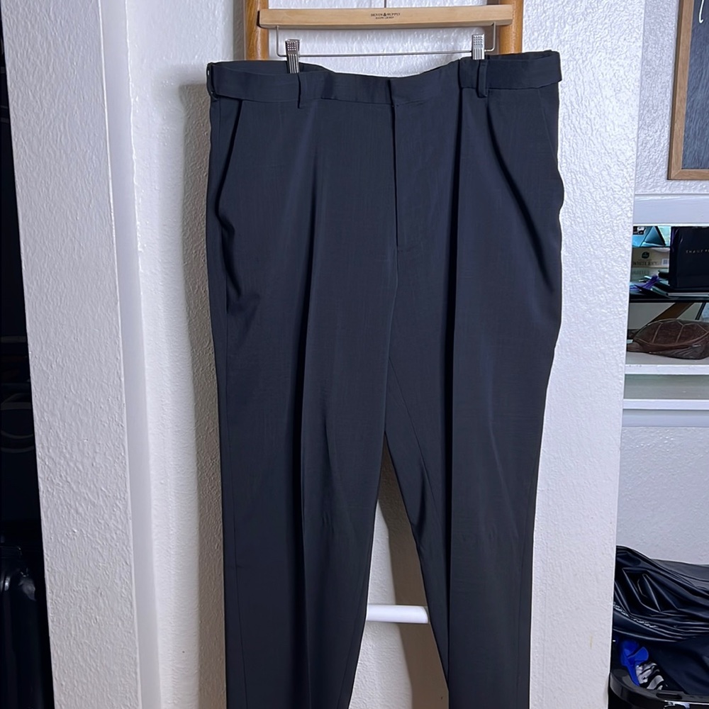 Can Heusen Big & tall dark gray 40x36